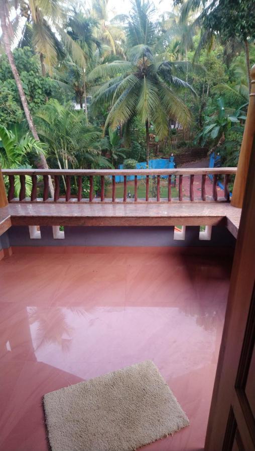 Ben'S Villa Kannur ! Εξωτερικό φωτογραφία
