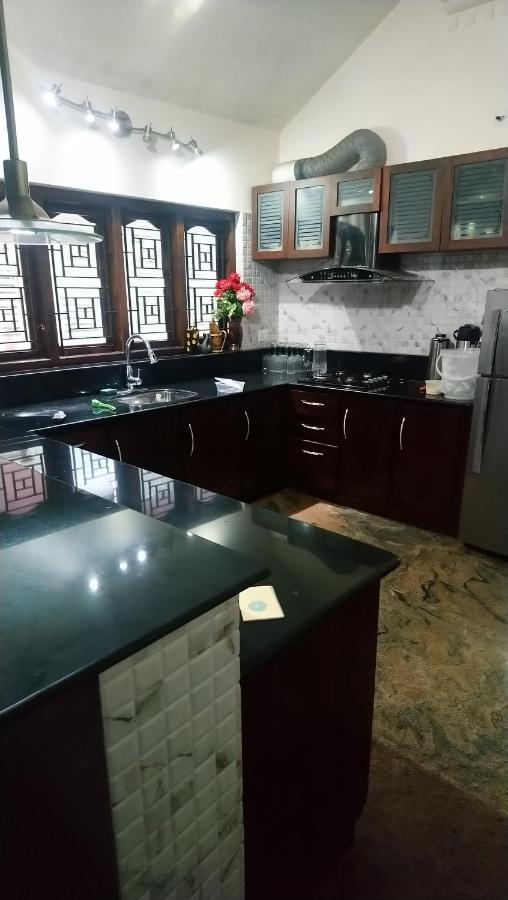 Ben'S Villa Kannur ! Εξωτερικό φωτογραφία