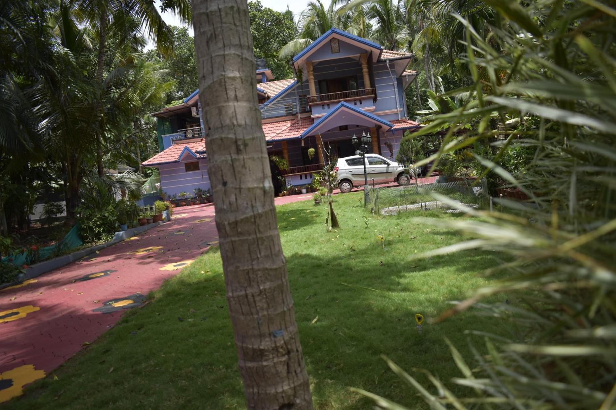 Ben'S Villa Kannur ! Εξωτερικό φωτογραφία